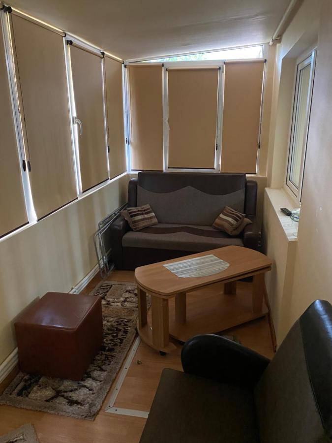Apartament Regim Hotelier Дева Екстер'єр фото